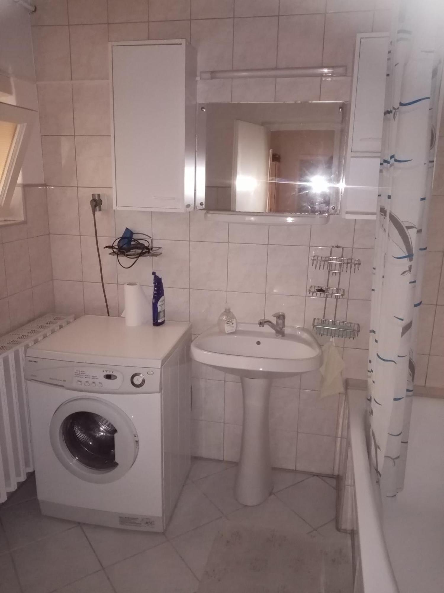 Apartament Csaladi Vendeghaz Eger Zewnętrze zdjęcie