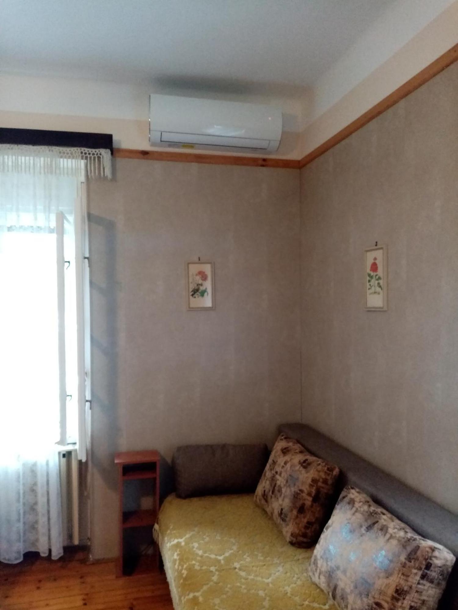 Apartament Csaladi Vendeghaz Eger Zewnętrze zdjęcie