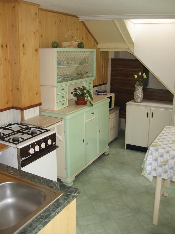 Apartament Csaladi Vendeghaz Eger Pokój zdjęcie